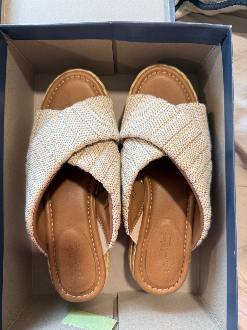 Universal Thread Cream Woven Crisscross Slide Sandals